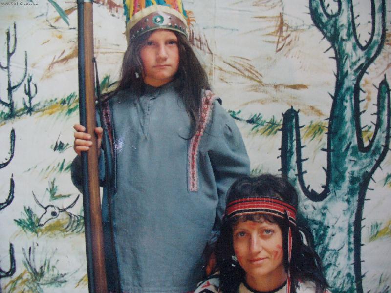 Foto: Ro�nov pod Radho�t�m-Indi�ni p�ed 16-ti l�ty