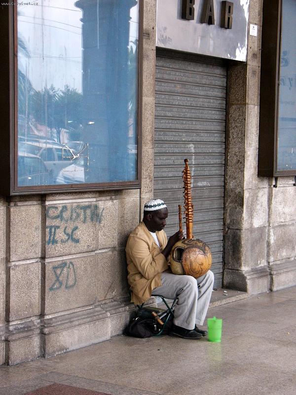 Foto: hudebn�k na ulici