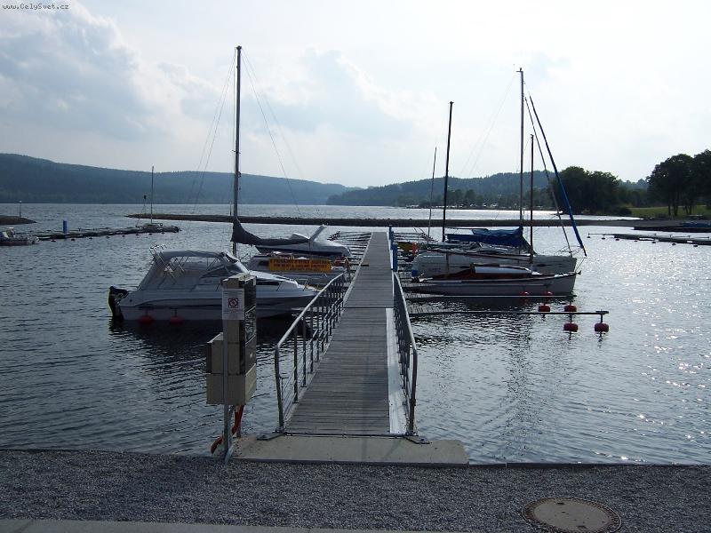 Foto: LIPNO PO BOU�CE