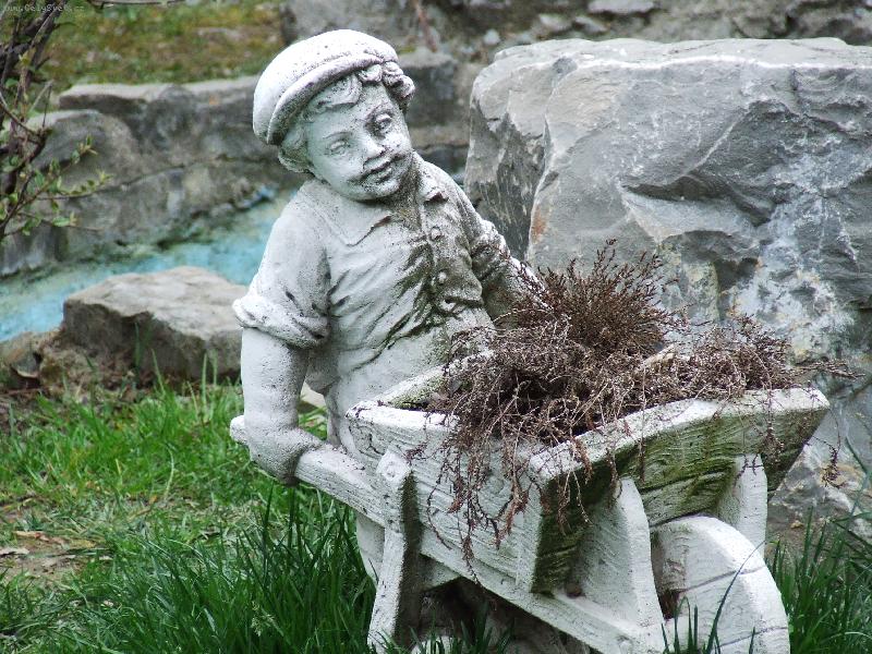 Foto: Zkamen�l jsem ...-... samou pr�ci zkamen�l